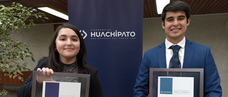 Hijos de colaboradores de Siderúrgica Huachipato recibieron beca de excelencia académica